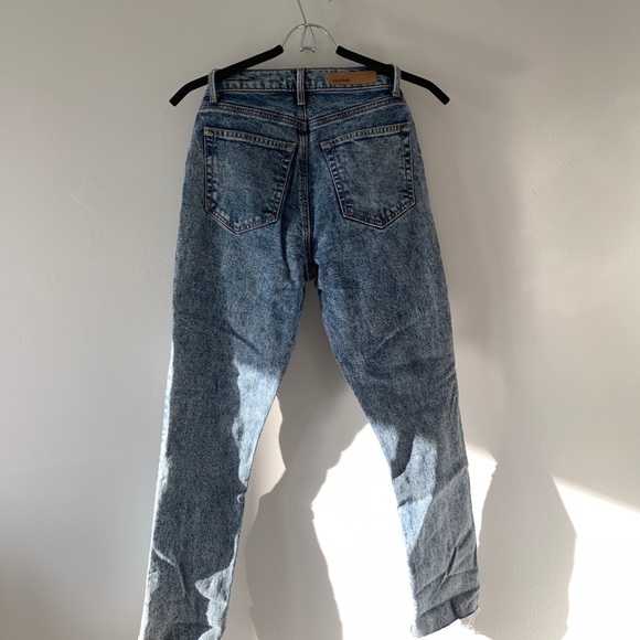 GRLFRND Acid Wash Straight Leg Jeans - Picture 4 of 9